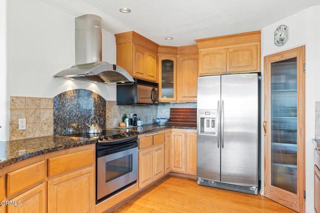 MLS #V1-32097 image #10