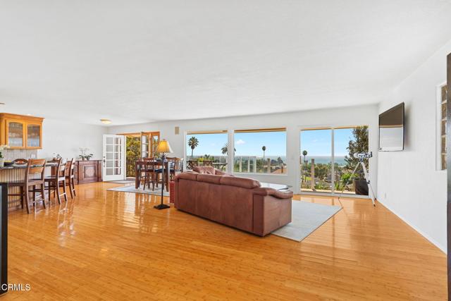 MLS #V1-32097 image #17