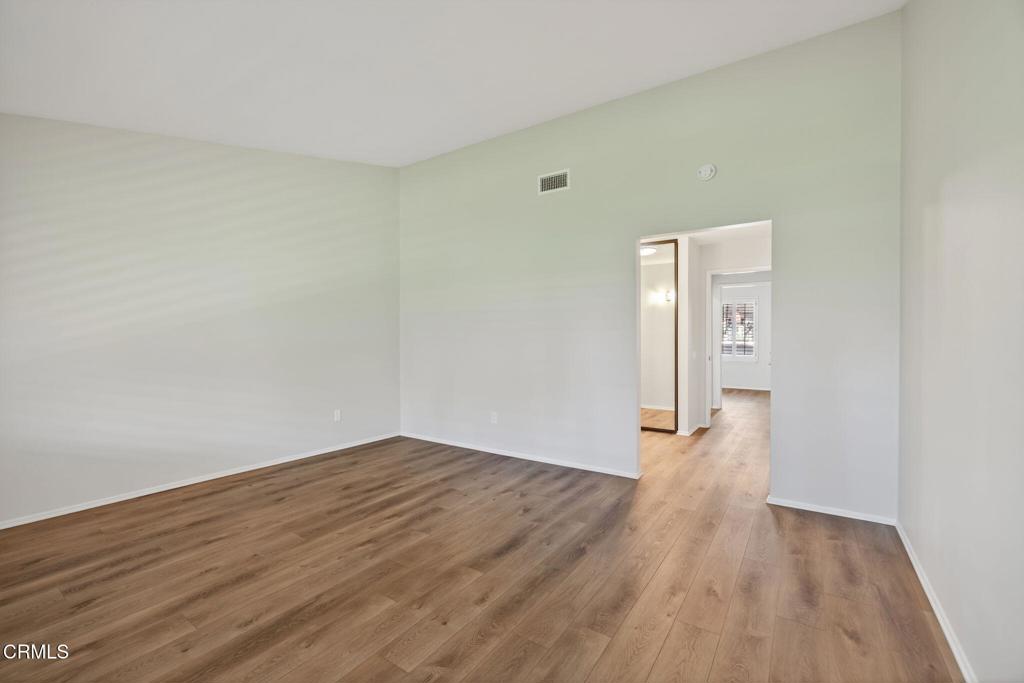 MLS #V1-32126 image #19