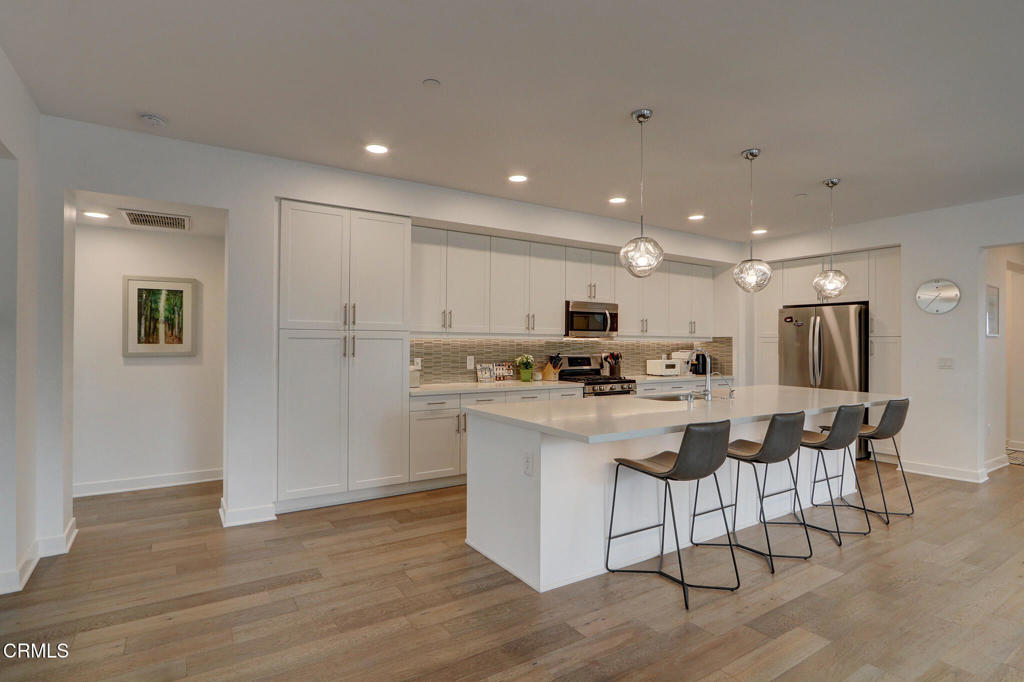 MLS #V1-32127 image #5