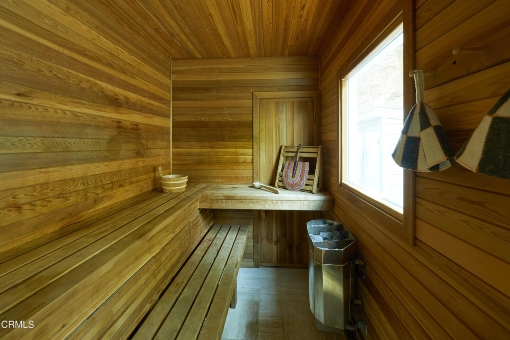 MLS #V1-32137 image #17