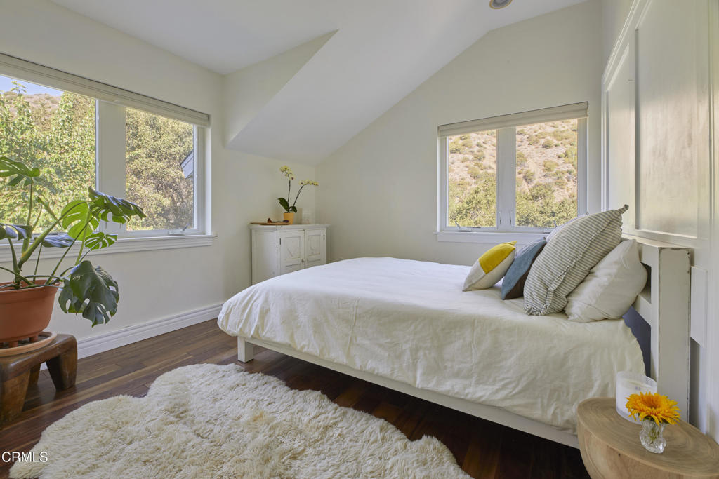 MLS #V1-32137 image #28