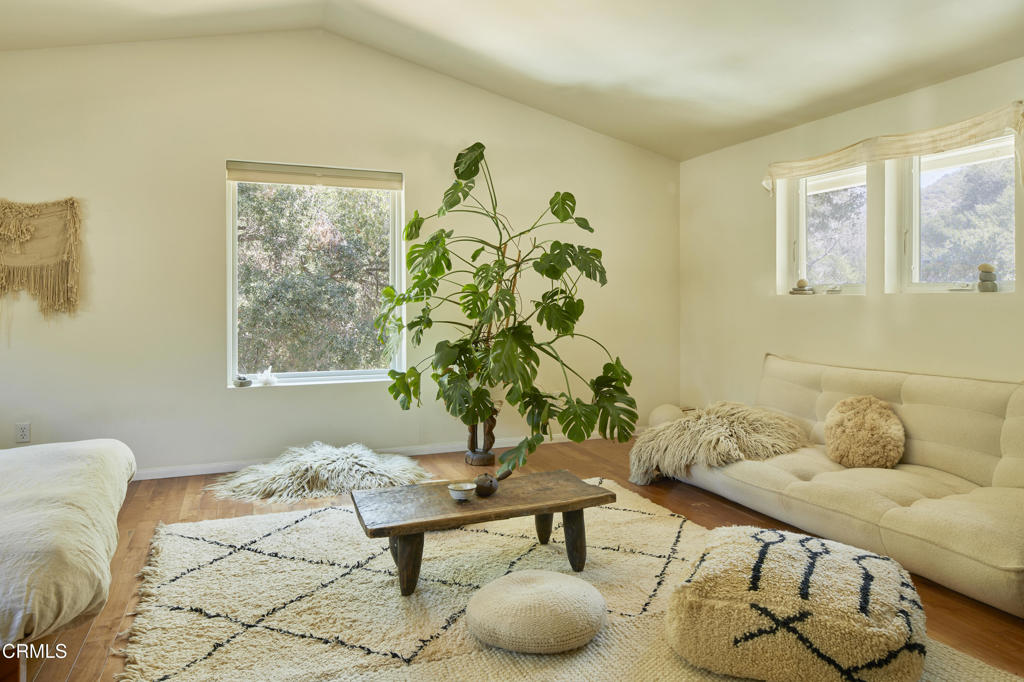 MLS #V1-32137 image #30