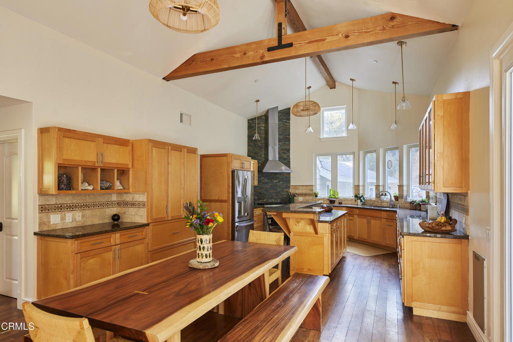 MLS #V1-32137 image #6