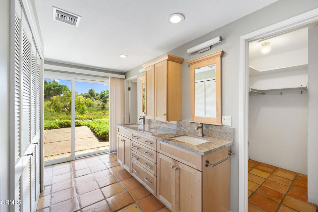 MLS #V1-32152 image #16