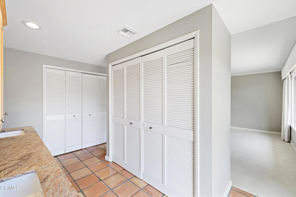 MLS #V1-32152 image #17