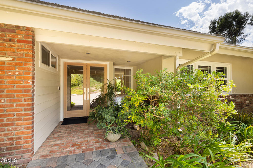 MLS #V1-32152 image #2