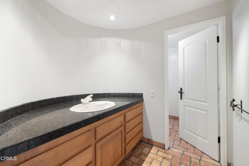 MLS #V1-32152 image #21