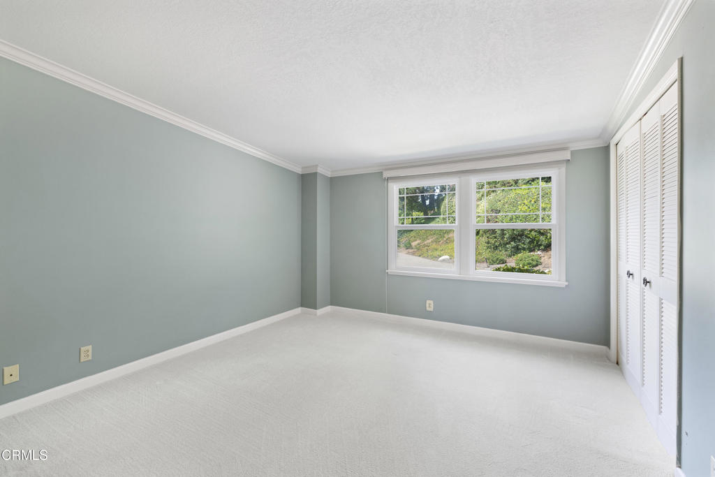 MLS #V1-32152 image #23