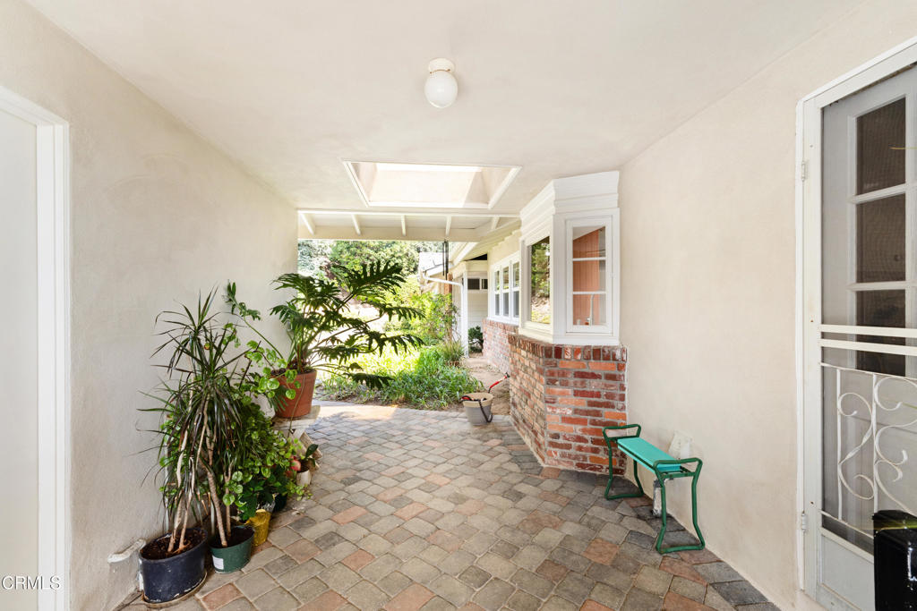 MLS #V1-32152 image #33