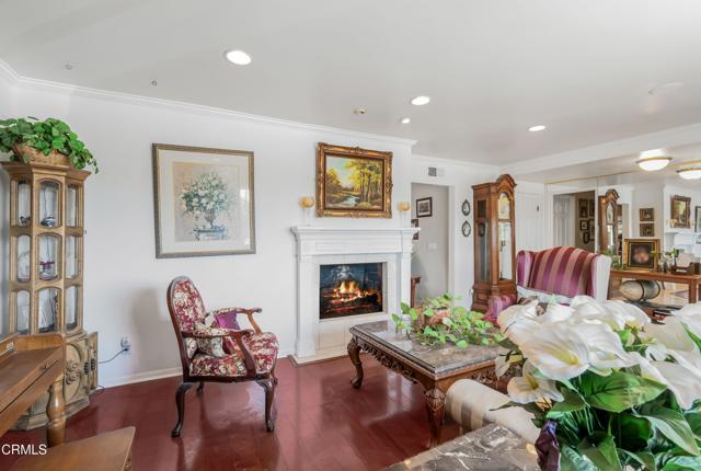 MLS #V1-32164 image #5