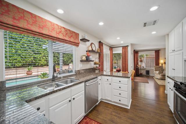 MLS #V1-32169 image #14