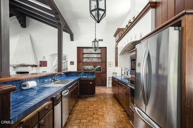 MLS #V1-32204 image #14