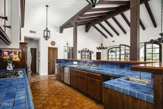 MLS #V1-32204 image #17