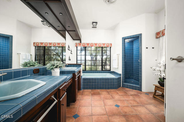 MLS #V1-32204 image #26