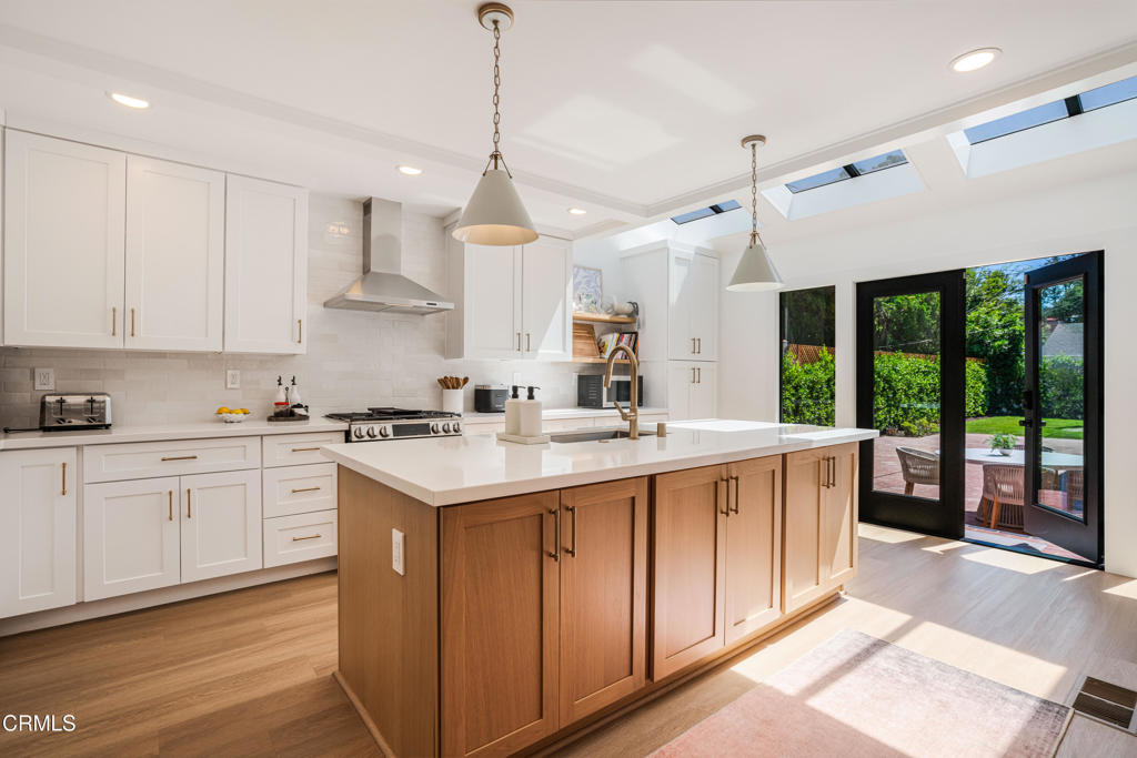 MLS #V1-32217 image #17