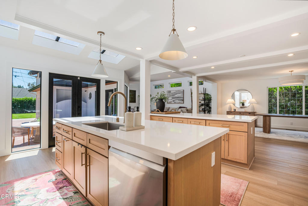 MLS #V1-32217 image #18