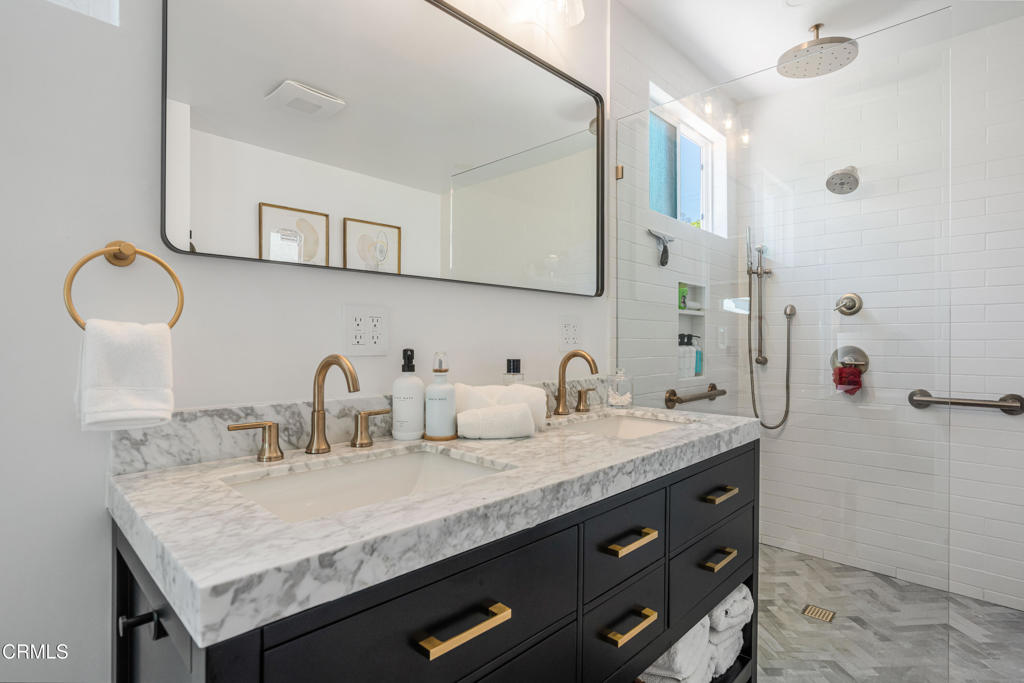 MLS #V1-32217 image #31