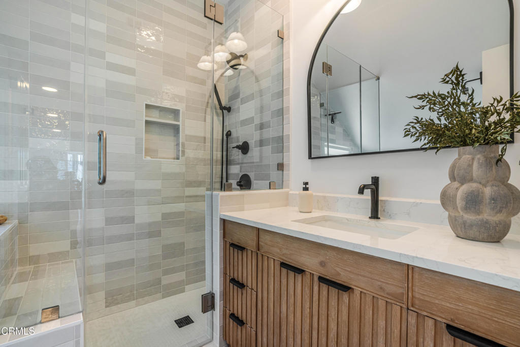 MLS #V1-32217 image #40