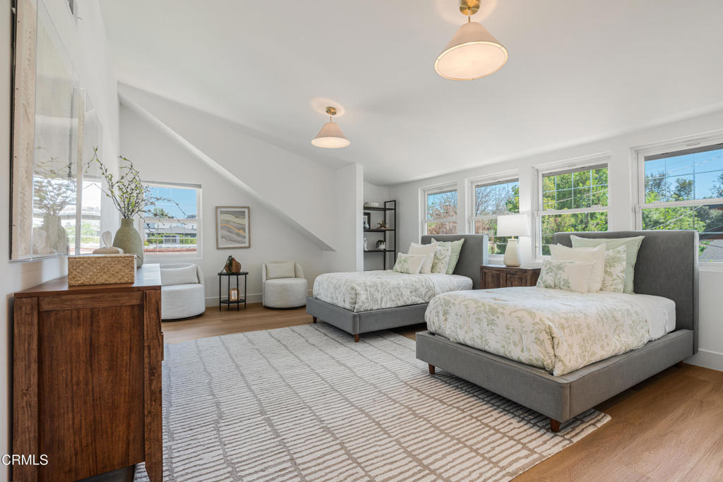 MLS #V1-32217 image #44