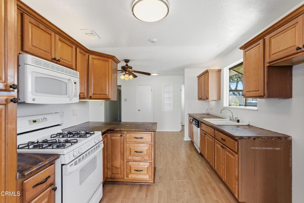 MLS #V1-32238 image #5