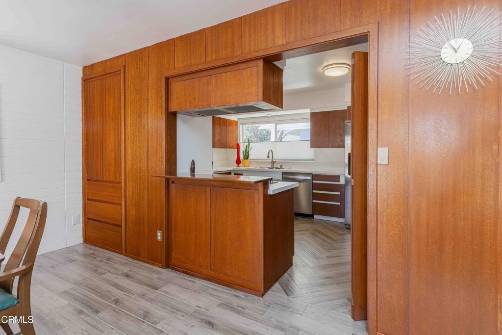 MLS #V1-32252 image #16