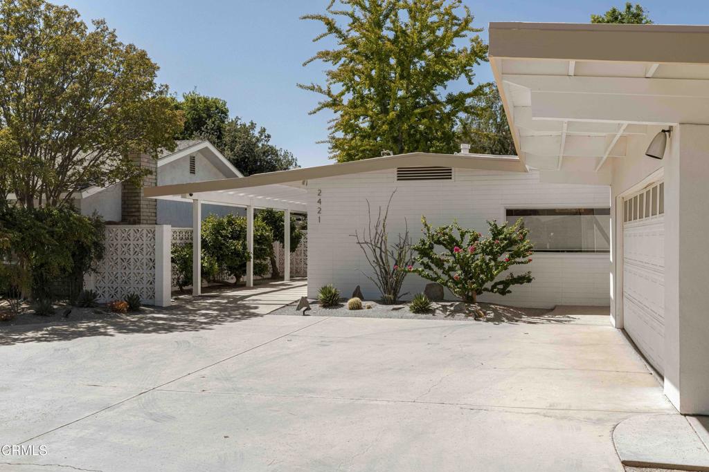 MLS #V1-32252 image #5