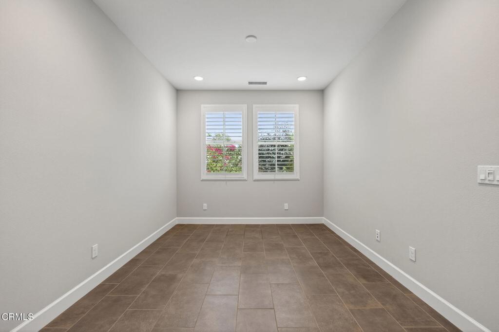 MLS #V1-32257 image #23