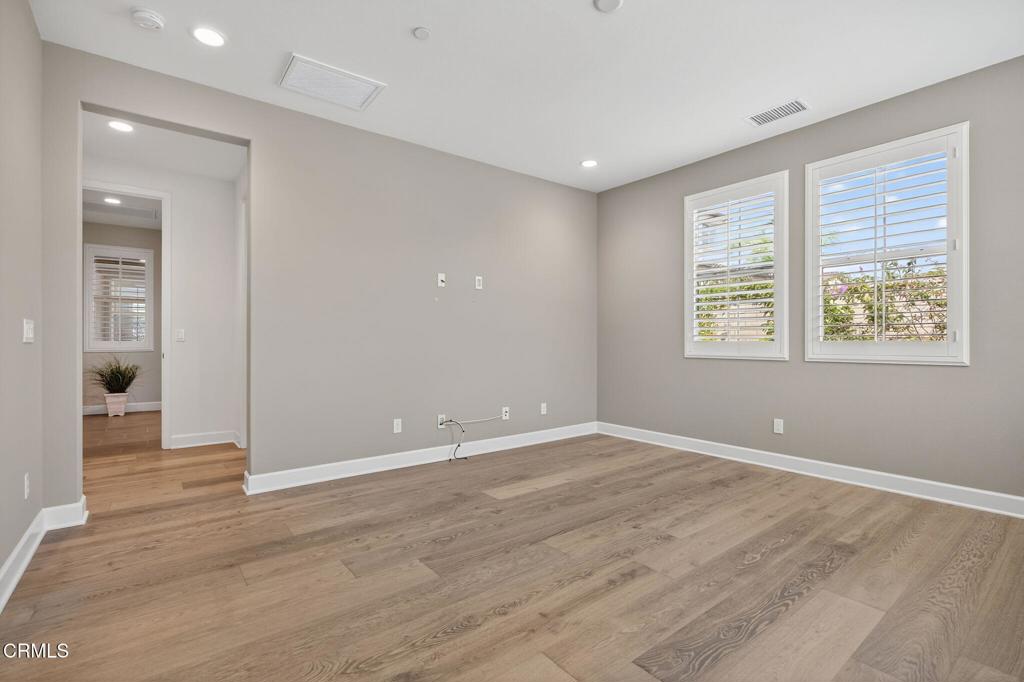 MLS #V1-32257 image #27