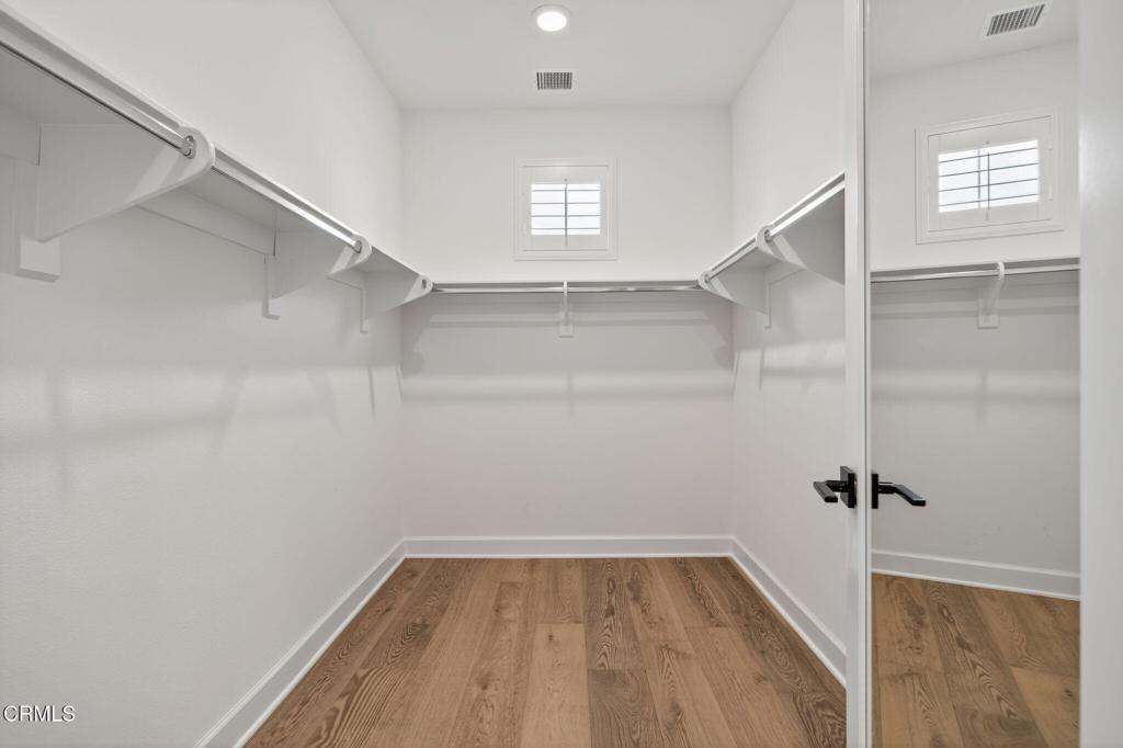 MLS #V1-32257 image #33