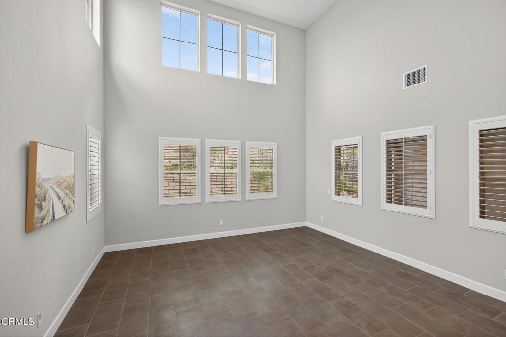 MLS #V1-32257 image #7