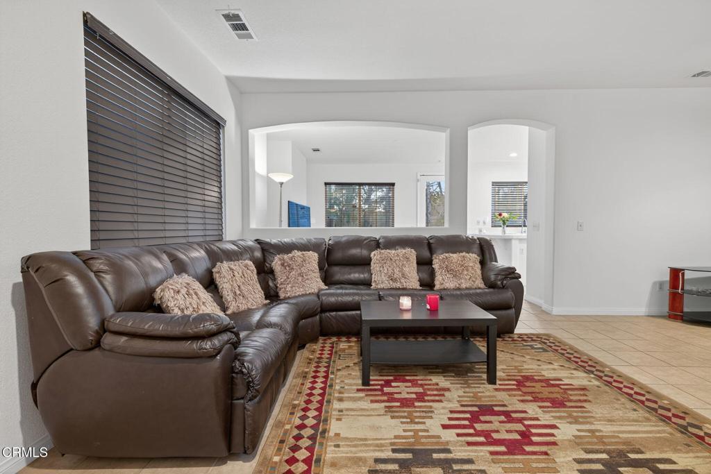 MLS #V1-32260 image #2