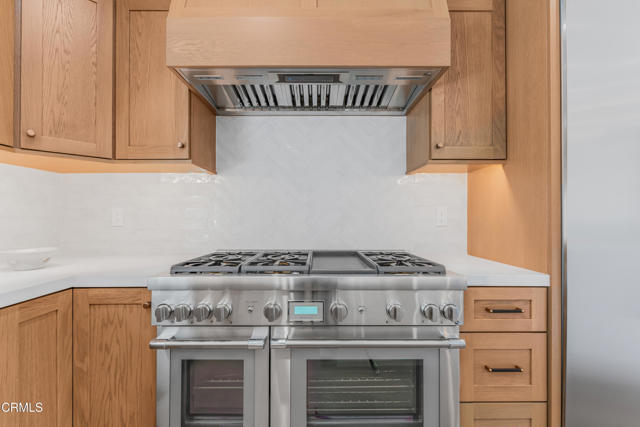 MLS #V1-32284 image #10