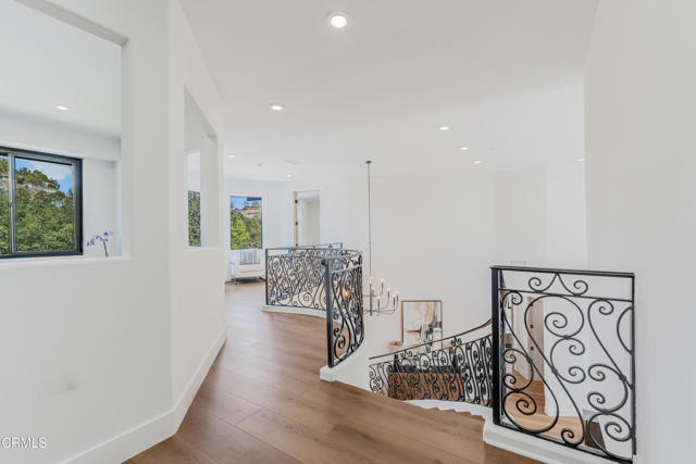 MLS #V1-32284 image #16