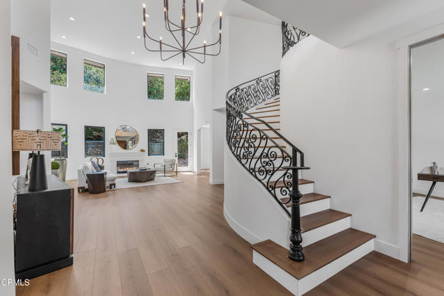 MLS #V1-32284 image #2