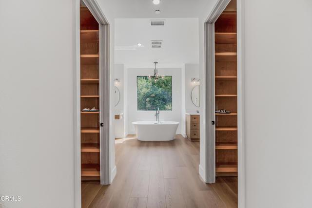 MLS #V1-32284 image #20