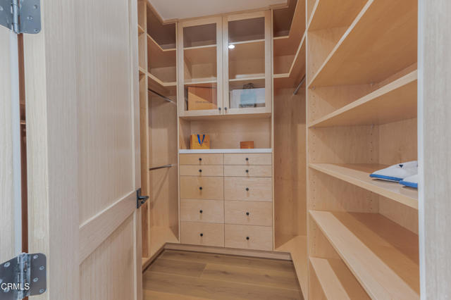 MLS #V1-32284 image #21