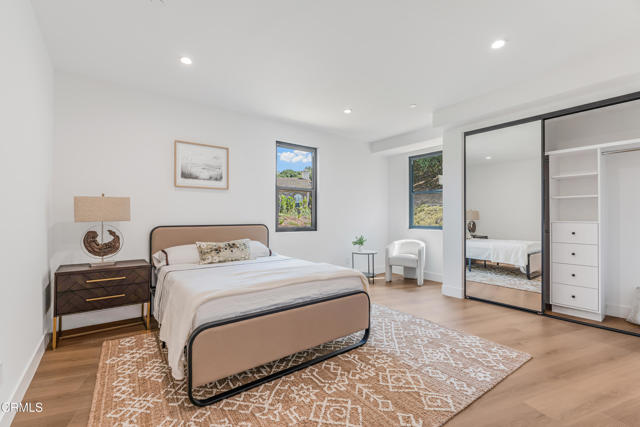 MLS #V1-32284 image #27