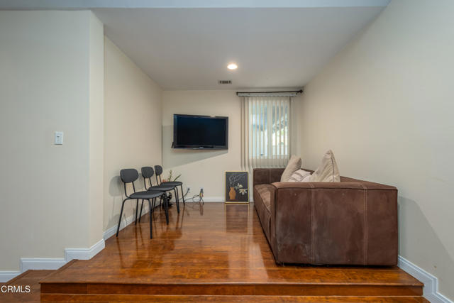 MLS #V1-32338 image #16