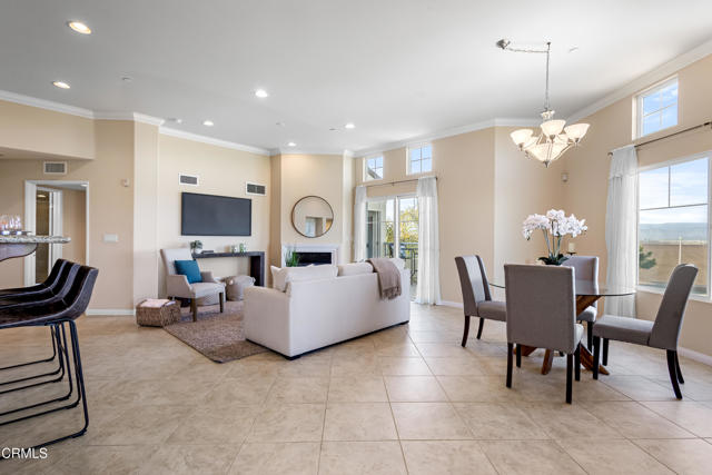 MLS #V1-32347 image #3