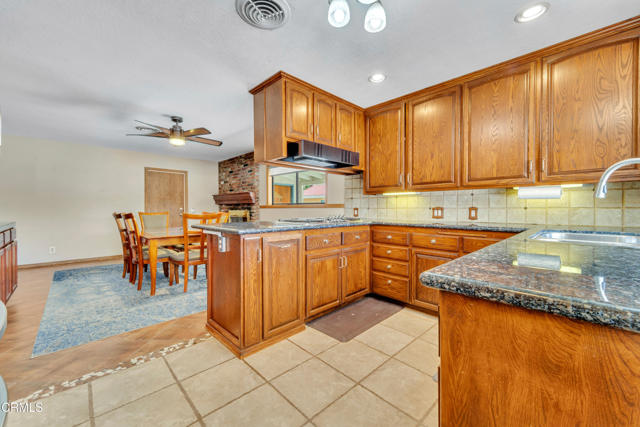 MLS #V1-32377 image #6