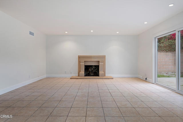 MLS #V1-32410 image #3