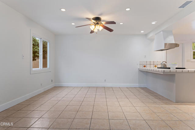 MLS #V1-32410 image #5