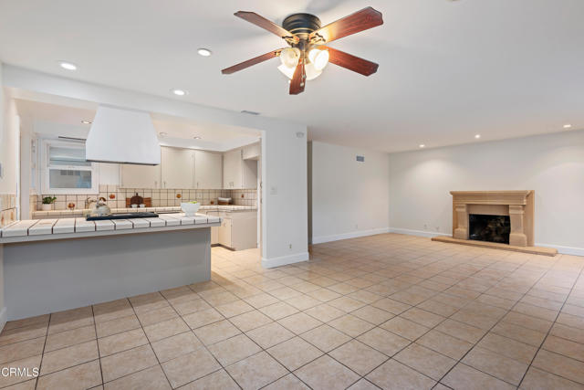 MLS #V1-32410 image #6