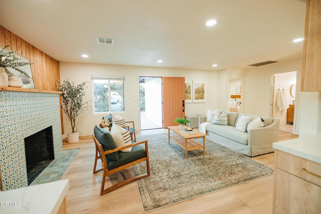 MLS #V1-32453 image #1