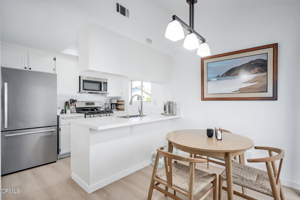 MLS #V1-32478 image #5