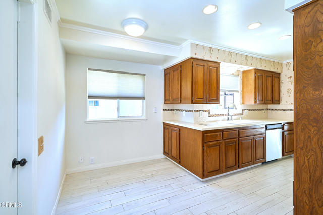 MLS #V1-32509 image #14