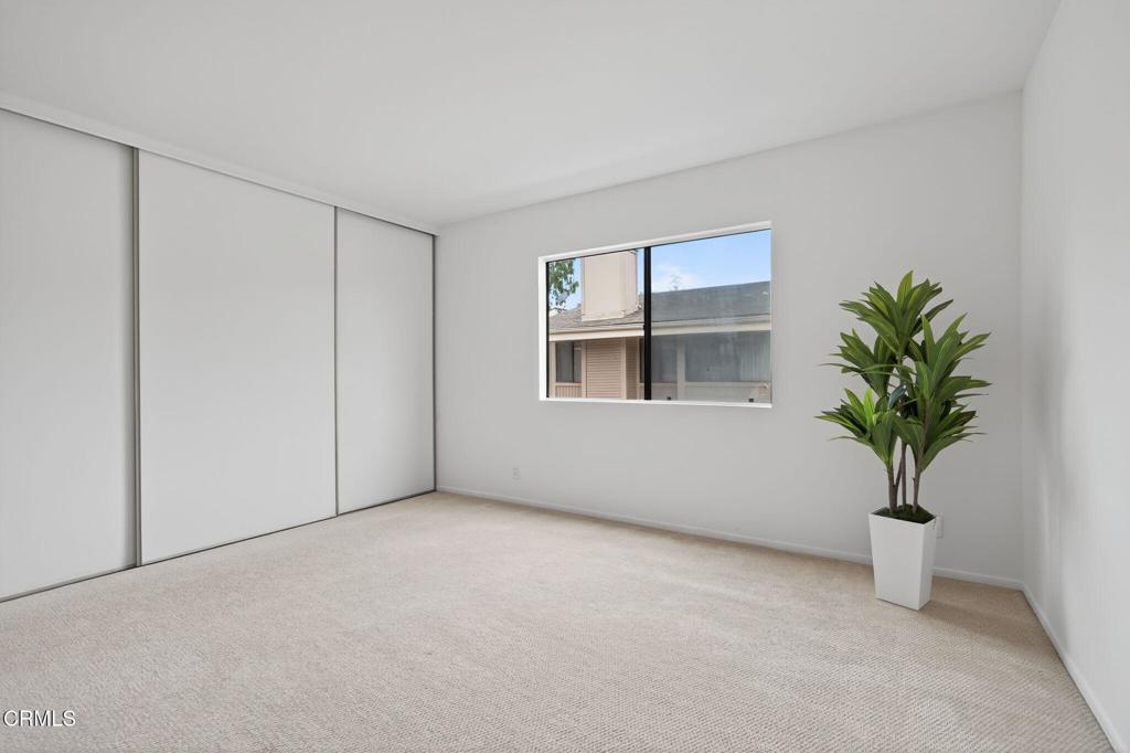 MLS #V1-32541 image #24