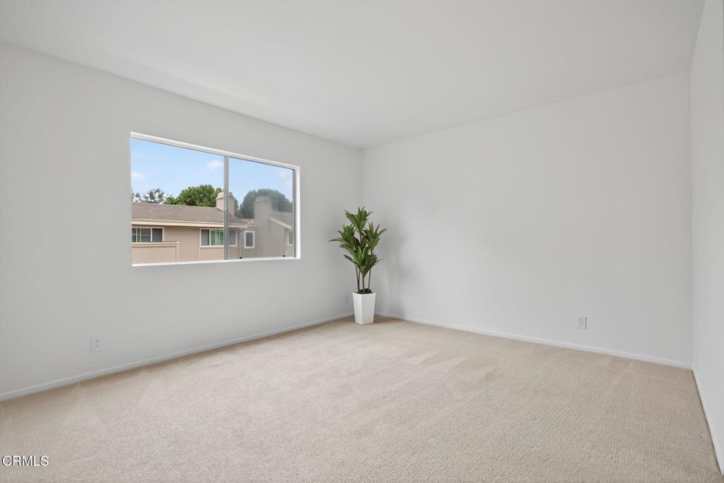 MLS #V1-32541 image #25