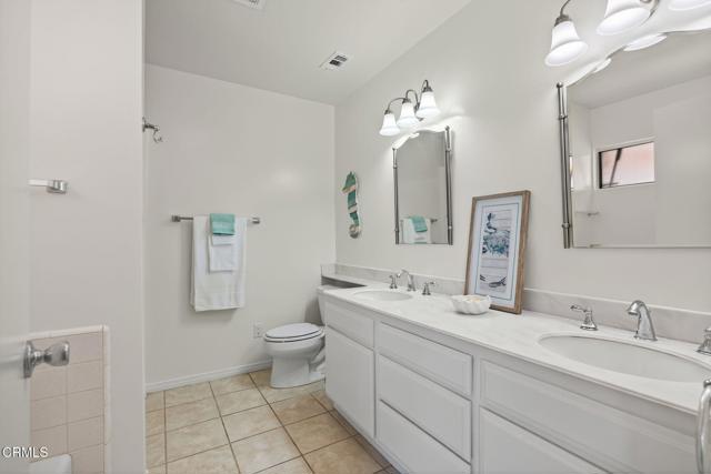 MLS #V1-32550 image #33